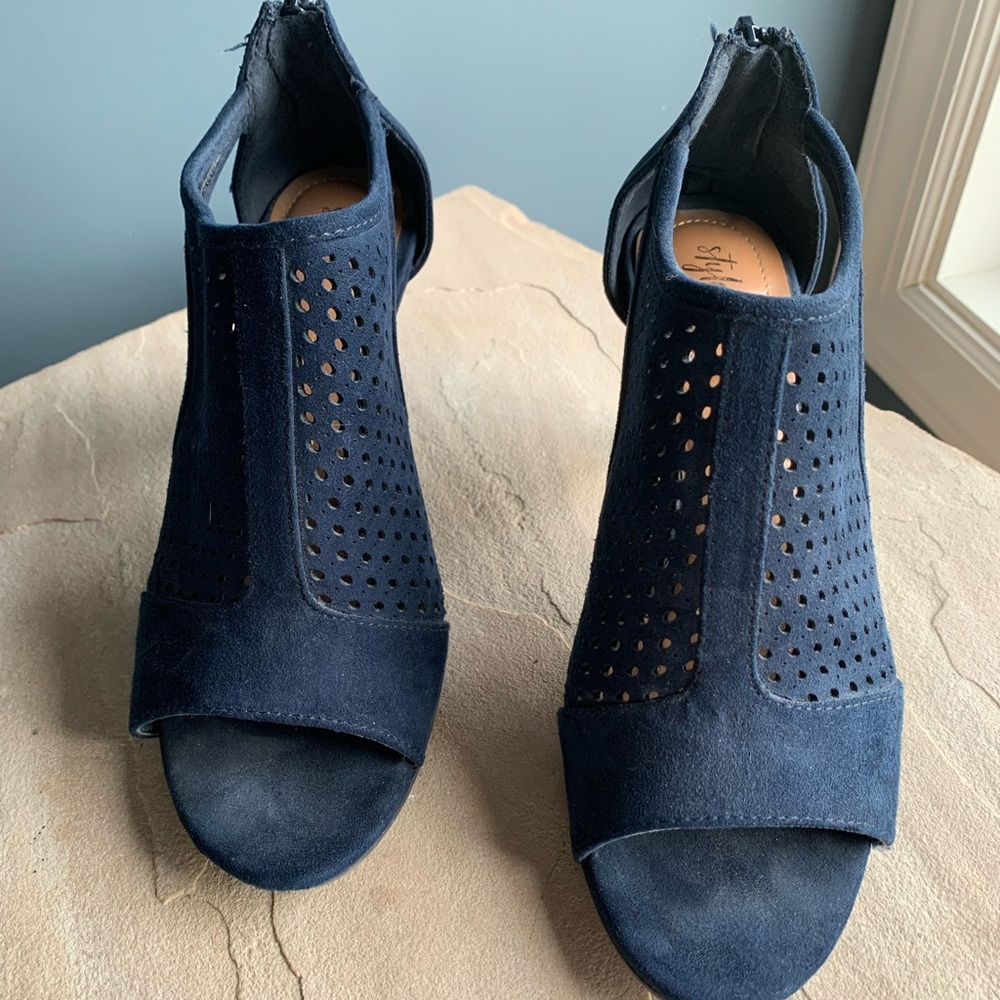 Style & Co navy blue sandals